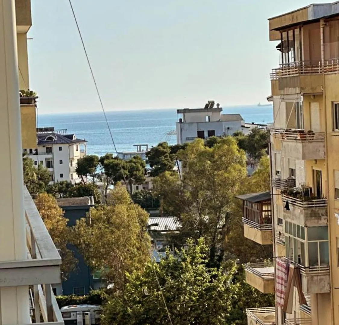 Leo Apartaments With Sea View Дуррес Апартаменты