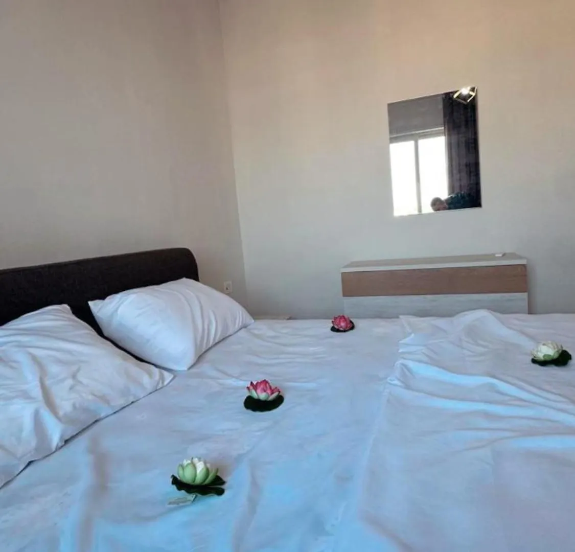 Апартаменты Leo Apartaments With Sea View Дуррес